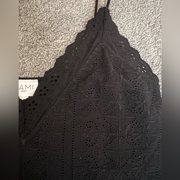NYC Cami black tank with lace and embroidery detail - Picture 3 of 3